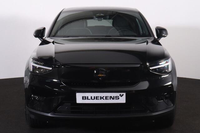 Volvo EC40 Performance Ultra 82 kWh - Panoramadak - IntelliSafe Assist & Surround - 360º Camera - Harman/Kardon audio - Verwarmde voorstoelen, stuur & achterbank - Parkeersensoren voor & achter - Elektr. bedienb. voorstoelen met geheugen links - Warmtepomp - Extra g