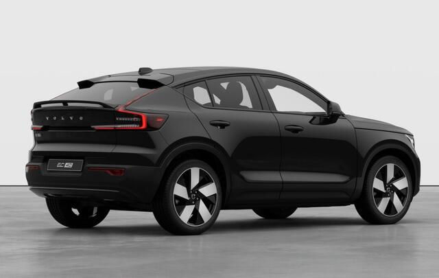 Volvo EC40 Twin Motor Plus 82 kWh | Panoramadak | Keyless Entry | Adaptive Cruise Control | Donker Glas | 20'' Velgen | Harman Kardon Audio