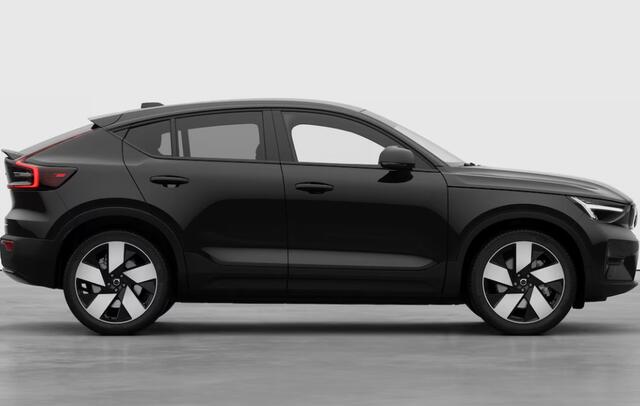 Volvo EC40 Twin Motor Plus 82 kWh | Panoramadak | Keyless Entry | Adaptive Cruise Control | Donker Glas | 20'' Velgen | Harman Kardon Audio