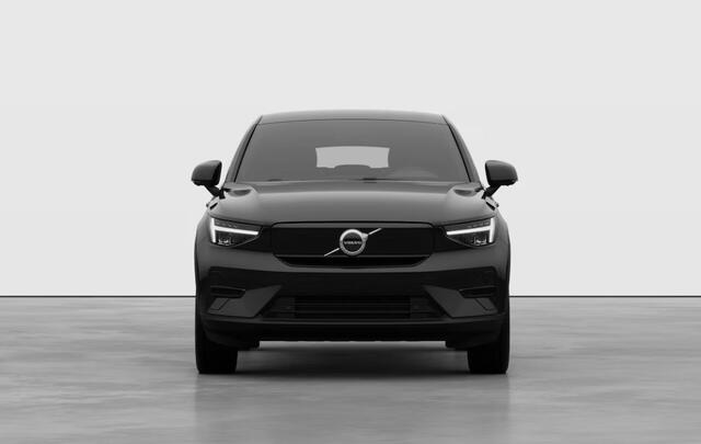 Volvo EC40 Twin Motor Plus 82 kWh | Panoramadak | Keyless Entry | Adaptive Cruise Control | Donker Glas | 20'' Velgen | Harman Kardon Audio