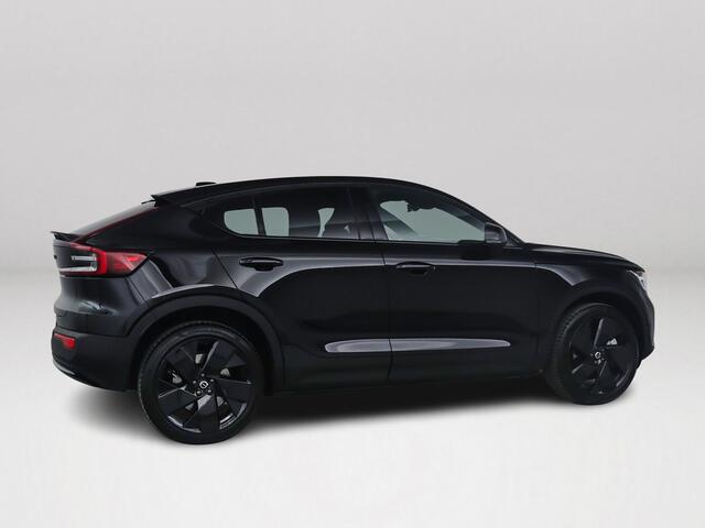 Volvo EC40 Single Motor Extended Range Ultra Black Ed. 82 kWh | Panoramadak | 360° camera | Harman Kardon | Stoel- en Stuurverwarming | Trekhaak