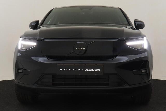 Volvo EC40 SINGLE MOTOR EXTENDED RANGE ULTRA BLACK ED. 82 kWh *DEMO VOORDEEL!* -PANO.DAK|HARMAN/KARDON|360°CAM|LIGHTING|POWER-SEATS|20"