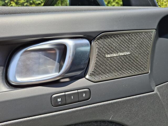 Volvo EC40 Single Motor Extended Range Ultimate 82 kWh | Panoramadak | H&K Audio | 360 camera | Demo | Vraag naar de actuele tellerstand