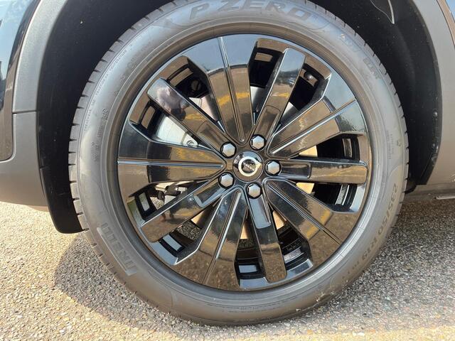 Volvo EC40 Single Motor Extended Range Plus 82 kWh | Donker getinte ramen | Trekhaak