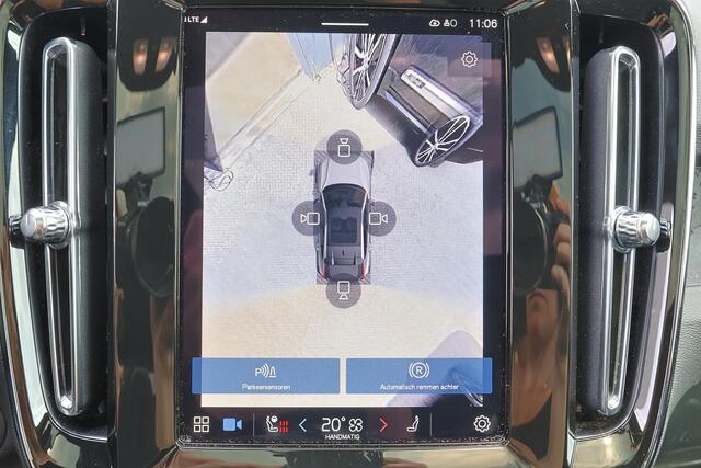 Volvo EC40 Performance Ultra 82 kWh - Panoramadak - IntelliSafe Assist & Surround - 360º Camera - Harman/Kardon audio - Verwarmde voorstoelen, stuur & achterbank - Parkeersensoren voor & achter - Elektr. bedienb. voorstoelen met geheugen links - Draadloze tel. lader