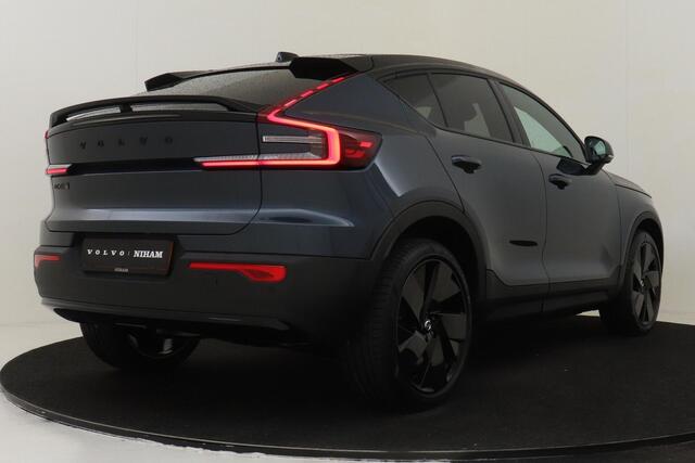 Volvo EC40 TWIN MOTOR ULTRA BLACK EDITION EUROPA 82 kWh PANO.DAK|HARMAN/KARDON|360°CAM|POWER-SEATS|PRIVACY.GLAS|VERW.ACHTERBANK|20"
