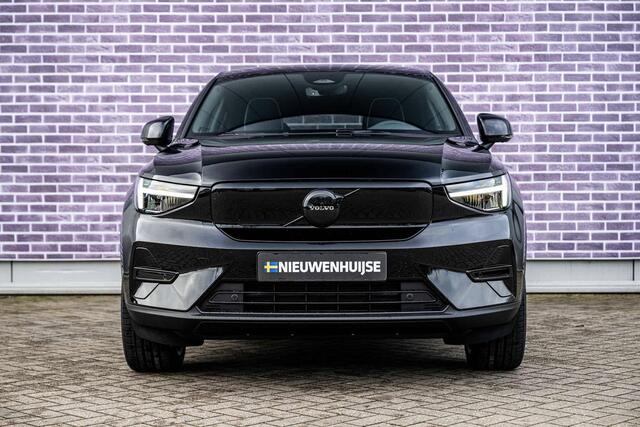 Volvo EC40 Ext. Range Plus Europa Black Edition 82 kWh Harman Kardon Audio | Adaptieve Cruise Control | Stuur-/Stoelverwarming V+A | Getint Glas |