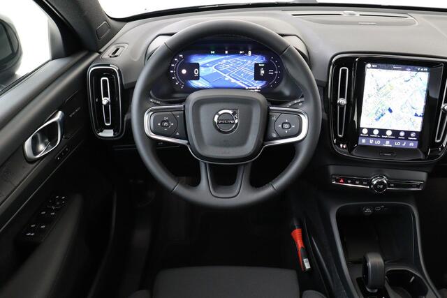 Volvo EC40 SINGLE MOTOR PLUS EUROPA 70 kWh -PANO.DAK|HARMAN/KARDON|CAMERA|POWER-SEATS|WARMTEPOMP|CLIMATE|ADAP.CRUISE|BLIS|KEY-LESS|20"|SoH:100%