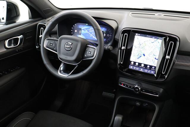 Volvo EC40 TWIN MOTOR ULTRA BLACK EDITION EUROPA 82 kWh *FULL OPTIONS!* -PANO.DAK|HARMAN/KARDON|360°CAM|LIGHTING|POWER-SEATS|PRIVACY.GLAS|20"|SoH:100%