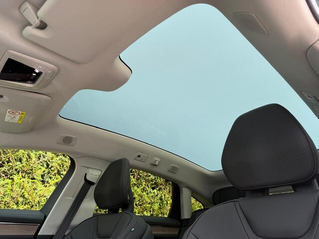 Volvo ES90 Single Motor Extended Range Ultra 92 kWh | Bowers & Wilkins | Panoramadak | Luchtvering | 22 Inch velgen | Direct Leverbaar! |