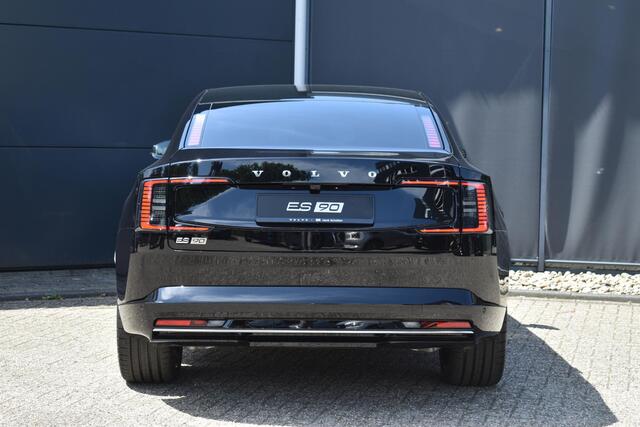 Volvo ES90 Single Motor Extended Range Ultra | DEMO DEAL | Bowers & Wilkins Premium Audio | 92kWu Accupakket | Luchtvering | Geventileerde Voor + Achterstoelen | Elektrochromatisch Panoramadak | 360° Camera | BLIS | Adaptieve Cruise Control | 22 inch Lichtmetalen velgen | Stoel-/Stuurwielverwarming |