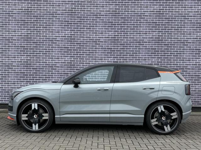 Volvo EX30 Single Motor Extended Range Plus | EVERLAST SPORT EDITION | 21" velgen | Stoel/stuurverwarming | Extra getint glas | Harman Kardon audio |