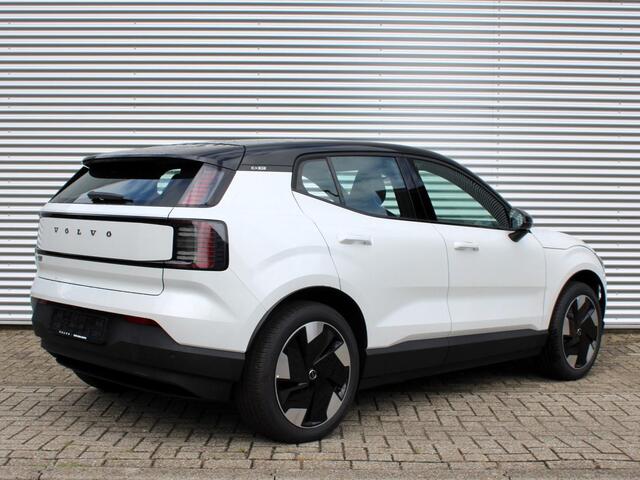 Volvo EX30 Single Motor Extended Range Plus Automaat / Climate Pack / Harman Kardon / Google Maps / SEPP Subsidie van toepassing**