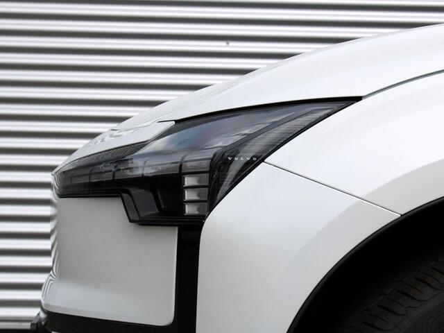 Volvo EX30 Single Motor Extended Range Plus Automaat / Climate Pack / Harman Kardon / Google Maps / SEPP Subsidie van toepassing**