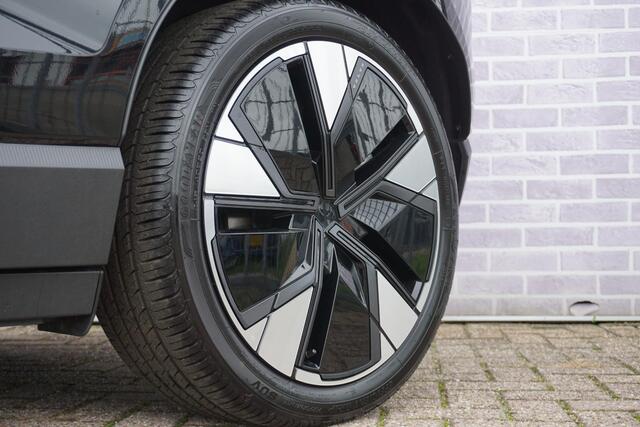 Volvo EX30 Single Motor Extended Range Plus 69 kWh | Snel leverbaar | 20'' | Blis dodehoekdetectie | Adaptive cruise controle | Google | Harman/Kardon | Elektrisch bedienbare achterklep |