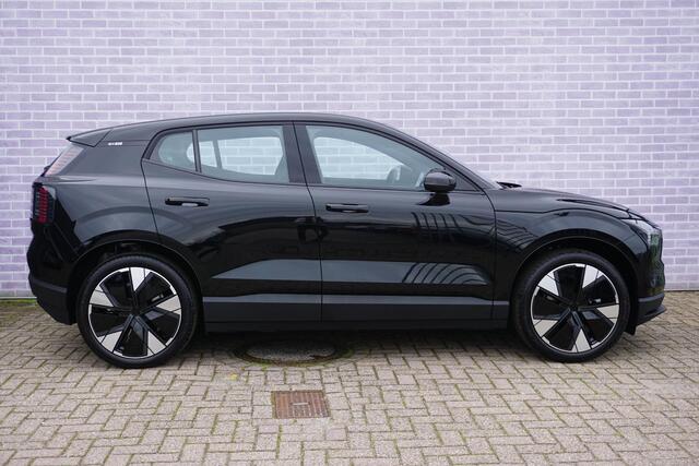 Volvo EX30 Single Motor Extended Range Plus 69 kWh | Snel leverbaar | 20'' | Blis dodehoekdetectie | Adaptive cruise controle | Google | Harman/Kardon | Elektrisch bedienbare achterklep |