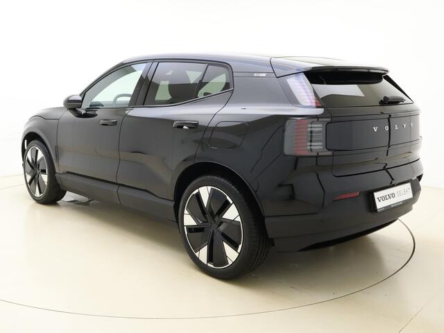 Volvo EX30 Extended Range Plus 69 kWh / Gratis laadpaal* / Snel leverbaar / Getint glas / Stoel + Stuurw. Verwarming / 20'' Velgen