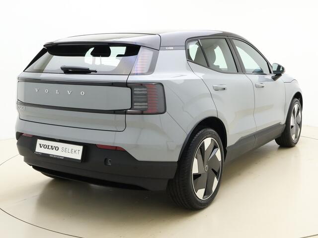 Volvo EX30 Extended Range Plus / ¤ 2.950,- SEPP SUBSIDIE + GRATIS LAADPAAL / OUDE PRIJS! / DIRECT LEVERBAAR / NIEUW /