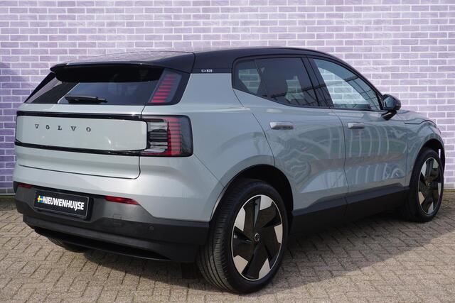 Volvo EX30 Single Motor Extended Range Plus 69 kWh | Snel Rijden | Subsidie ¤ 2.000 | Stuur + Stoel verwarming | Harman/Kardon | Google | Keyless Entry + Drive