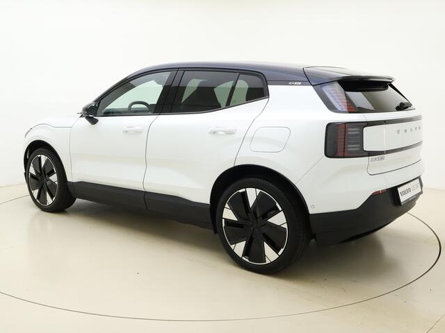 Volvo EX30 Extended Range Ultra / Mist interieur / 20'' / Stoel + Stuurw. Verwarming / Getint glas / Snel leverbaar ! /