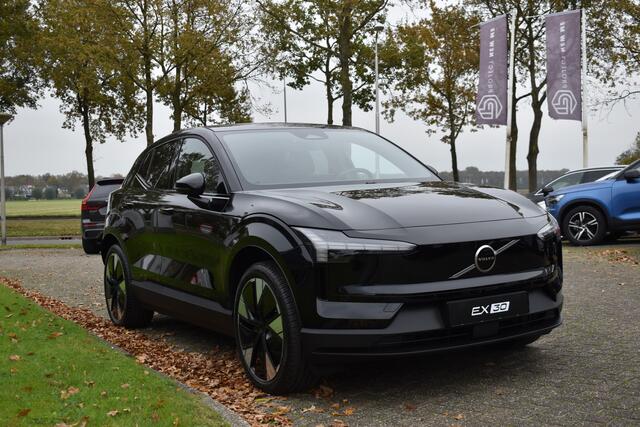Volvo EX30 Single Motor 272PK Extended Range Plus 69 kWh | ACC | H&K | Blis | Stoel/Stuurverwarming | 20"LMV | Camera | Getint glas