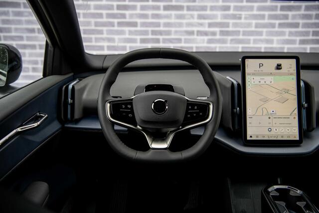 Volvo EX30 Single Motor Extended Range Plus 69 kWh | 20 Inch lichtmetalen velgen | Extra getint glas | Stoel + Stuurverwarming | Keyless | Harman Kardon audio