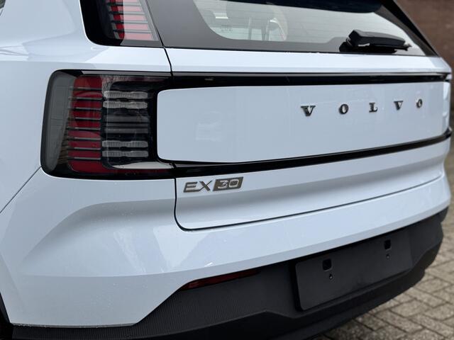 Volvo EX30 Single Motor Extended Range Plus 69 kWh Modeljaar 2025