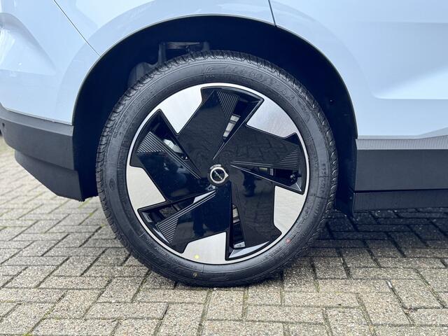 Volvo EX30 Single Motor Extended Range Plus 69 kWh Modeljaar 2025