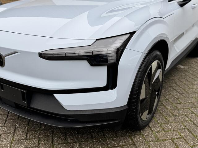 Volvo EX30 Single Motor Extended Range Plus 69 kWh Modeljaar 2025