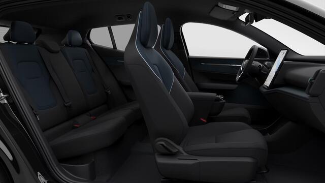 Volvo EX30 Single Motor Extended Range Plus 69 kWh | Direct Beschikbaar | Harman Kardon Premium Audio | Keyless Entry | Achteruitrijcamera | Parkeersensoren V+A | Donker Getint Glas | Pilot Assist |
