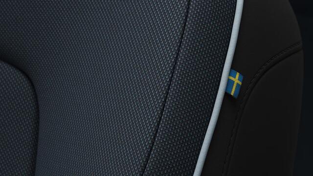 Volvo EX30 Single Motor Extended Range Plus 69 kWh | Direct Beschikbaar | Harman Kardon Premium Audio | Keyless Entry | Achteruitrijcamera | Parkeersensoren V+A | Donker Getint Glas | Pilot Assist |