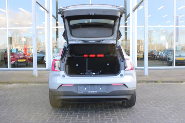 Volvo EX30 Extended Range Plus | 19" LMV | Adapt. Cruise | Privacy glass | Google Services