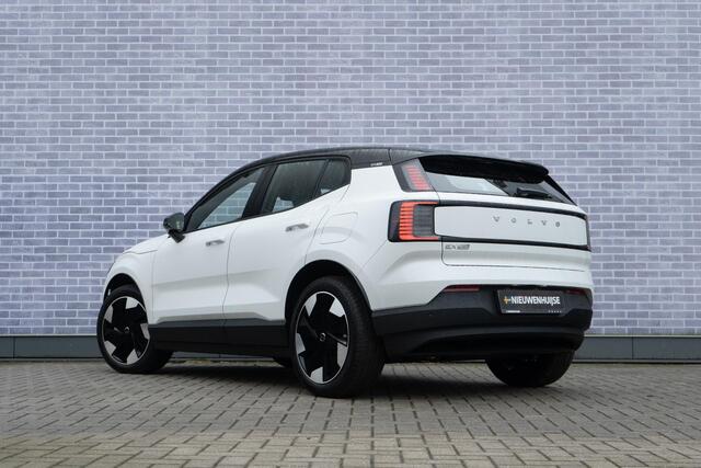 Volvo EX30 Single Motor Extended Range Plus | Long Range | Google | Adaptieve Cruise| Stoel-/Stuurverwarming | Keyless | Elek. Achterklep | BLIS | Harman Kardon Audio | Climate Control | 19" LM