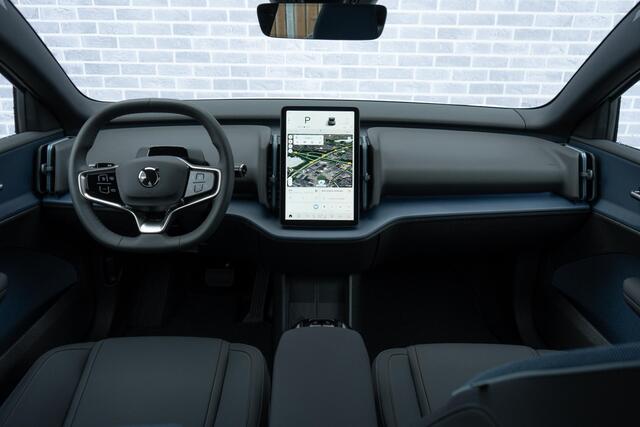 Volvo EX30 Single Motor Extended Range Plus | Long Range | Google | Adaptieve Cruise| Stoel-/Stuurverwarming | Keyless | Elek. Achterklep | BLIS | Harman Kardon Audio | Climate Control | 19" LM