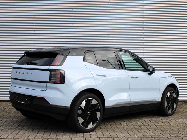 Volvo EX30 Single Motor Extended Range Plus Automaat / Privacy Glass / Google Maps Navi / Warmtepomp