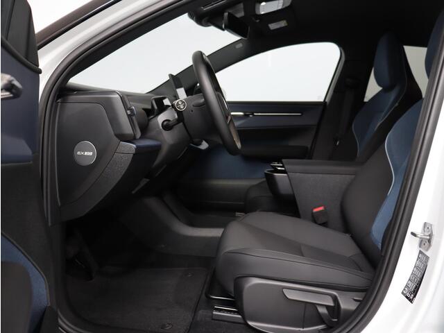 Volvo EX30 Single Motor Extended Range Plus 69 kWh / Climate / 20" / Privacy glass