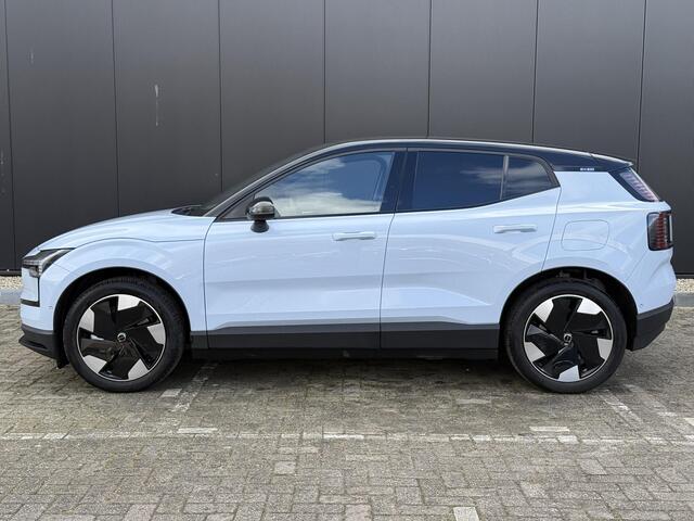 Volvo EX30 Twin Motor Performance Ultra 69 kWh / Panoramadak / Adaptive Cruise / 360 camera / Getint glas / Keyless / Harman Kardon / Elektrisch bedienbare bestuurders stoel /
