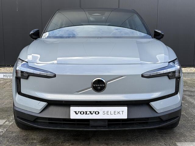 Volvo EX30 Twin Motor Performance Ultra 69 kWh / Panoramadak / Adaptive Cruise / 360 camera / Keyless / Harman Kardon / Elektrisch bedienbare bestuurders stoel /
