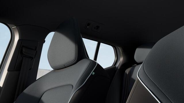 Volvo EX30 Extended Range MY25 Plus Climate Pack Pilot