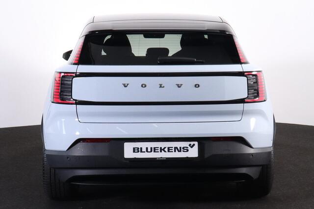 Volvo EX30 Twin Motor Performance Ultra 69 kWh - Panoramadak - Climate Pack - 360º Camera - Harman/Kardon audio - Parkeersensoren voor & achter - Extra getint glas - 19' LMV