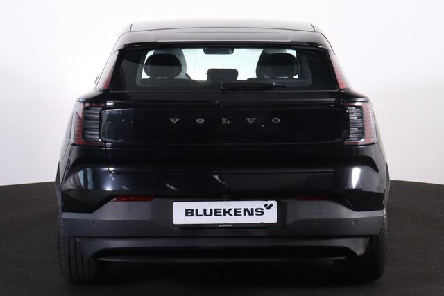 Volvo EX30 Twin Motor Performance Ultra 69 kWh - Panoramadak - Climate Pack - 360º Camera - Harman/Kardon audio - Adaptive Cruise Control - Navigatie - 20' LMV