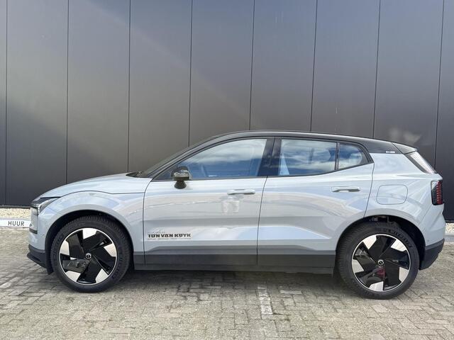 Volvo EX30 Single Motor Extended Range Ultra 69 kWh Breeze bekleding panorama dak 360 camera 19 inch