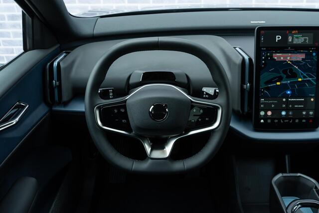 Volvo EX30 Single Motor Extended Range Ultra 69 kWh | Adaptieve Cruise Control | Extra getint glas | 360 Graden camera | Harman Kardon audio | Keyless