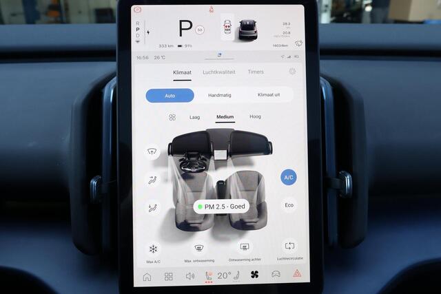 Volvo EX30 Extended Range Ultra 69 kWh - Panoramadak - Adaptive Cruise Control - 360º Camera - Harman/Kardon audio - Verwarmde voorstoelen & stuur - Elektr. bedienb. voorstoelen - Extra getint glas - 20' LMV