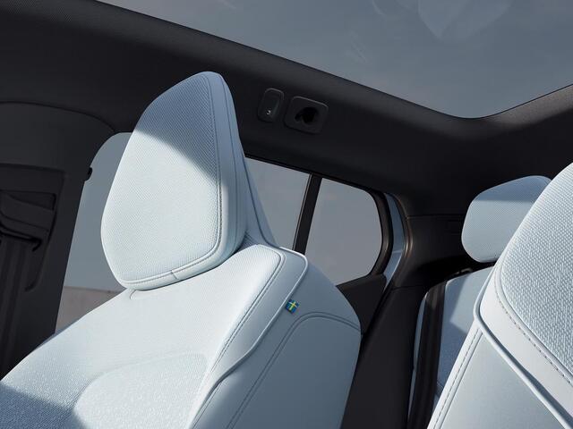 Volvo EX30 Twin Motor Performance Ultra 69 kWh / 20" / Climate Pack / Getint glas