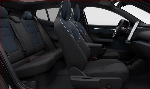 Volvo EX30 272PK Ext. Range Ultra Nu van ¤49857 voor ¤42357 / Adaptieve Cruise Control/ Dodehoek Detectie / Parkeersensoren/ Achteruitrijcamera/ Warmtepomp/ Google Services/