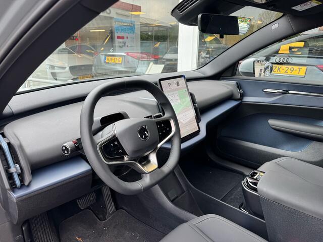 Volvo EX30 Single Motor Extended Range Core 69 kWh