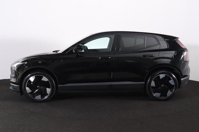 Volvo EX30 Extended Range Ultra 69 kWh - Panoramadak - Climate Pack - Adaptive Cruise Control - Parkeersensoren voor & achter - Extra getint glas - 19' LMV