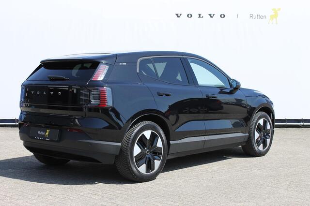 Volvo EX30 Single Motor Plus 272PK Automaat 51 kWh Google Services / 18" lichtmetalen velgen incl all seasonbanden / Parkeer sensoren voor en achter met parkeercamera achter / Adaptieve Cruise Control
