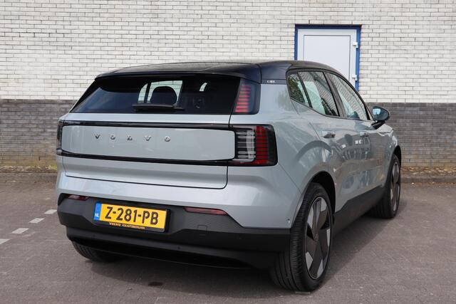 Volvo EX30 Twin Motor Performance Ultra 69 kWh | Stoel & Stuurverwarming | 360-Camera | Panoramadak | Pilot Assist |